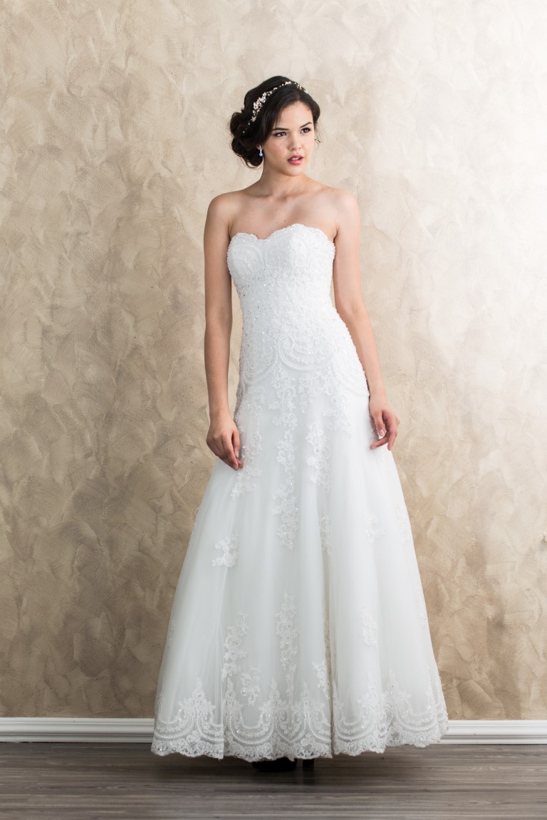 Lace Trim Beaded Sweetheart
