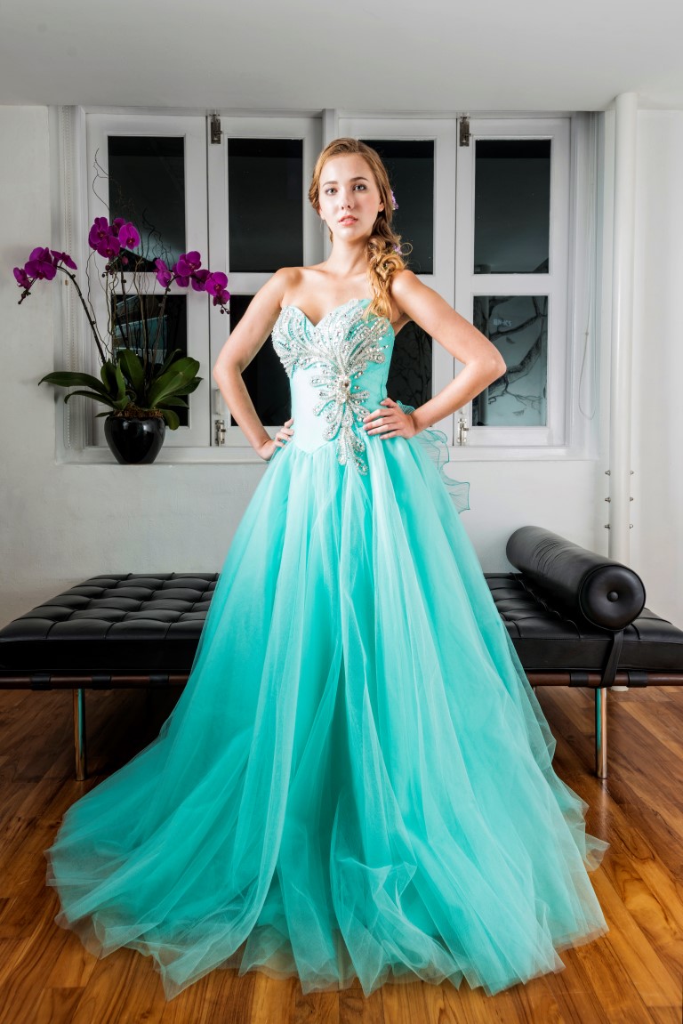 Deep Sweetheart Gems Crested Blink Gown