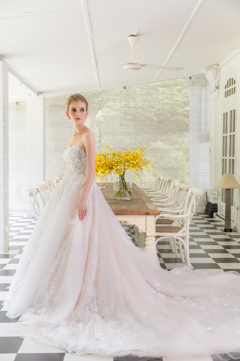 Blush Pink Sweetheart Bustier 3D Floral Tulle Ballgown Wedding Dress
