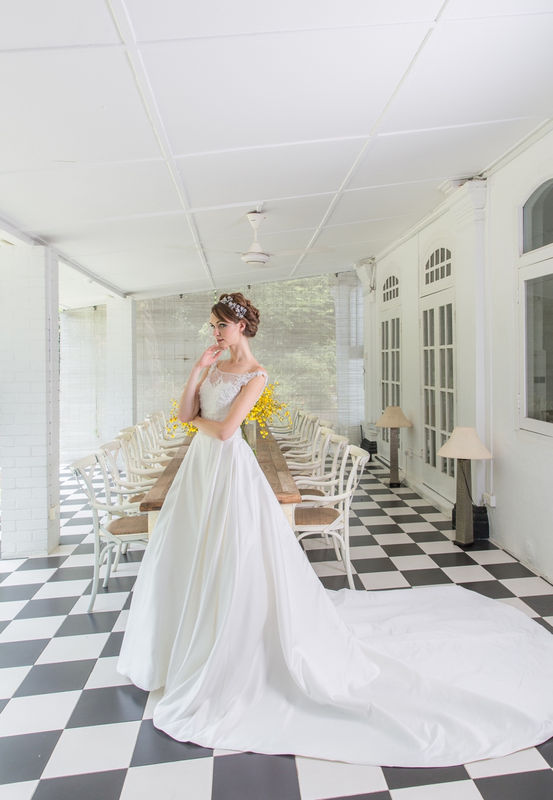 Illusion Neckline Lace Beadings Satin Ballgown Wedding Dress